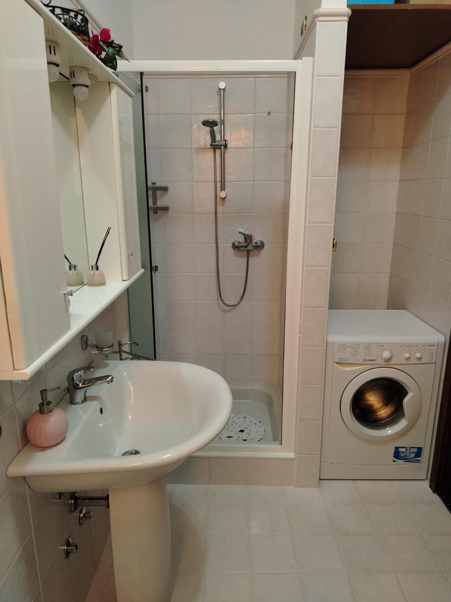 B&B Califano- 2 Leoni เวโรนา ภายนอก รูปภาพ