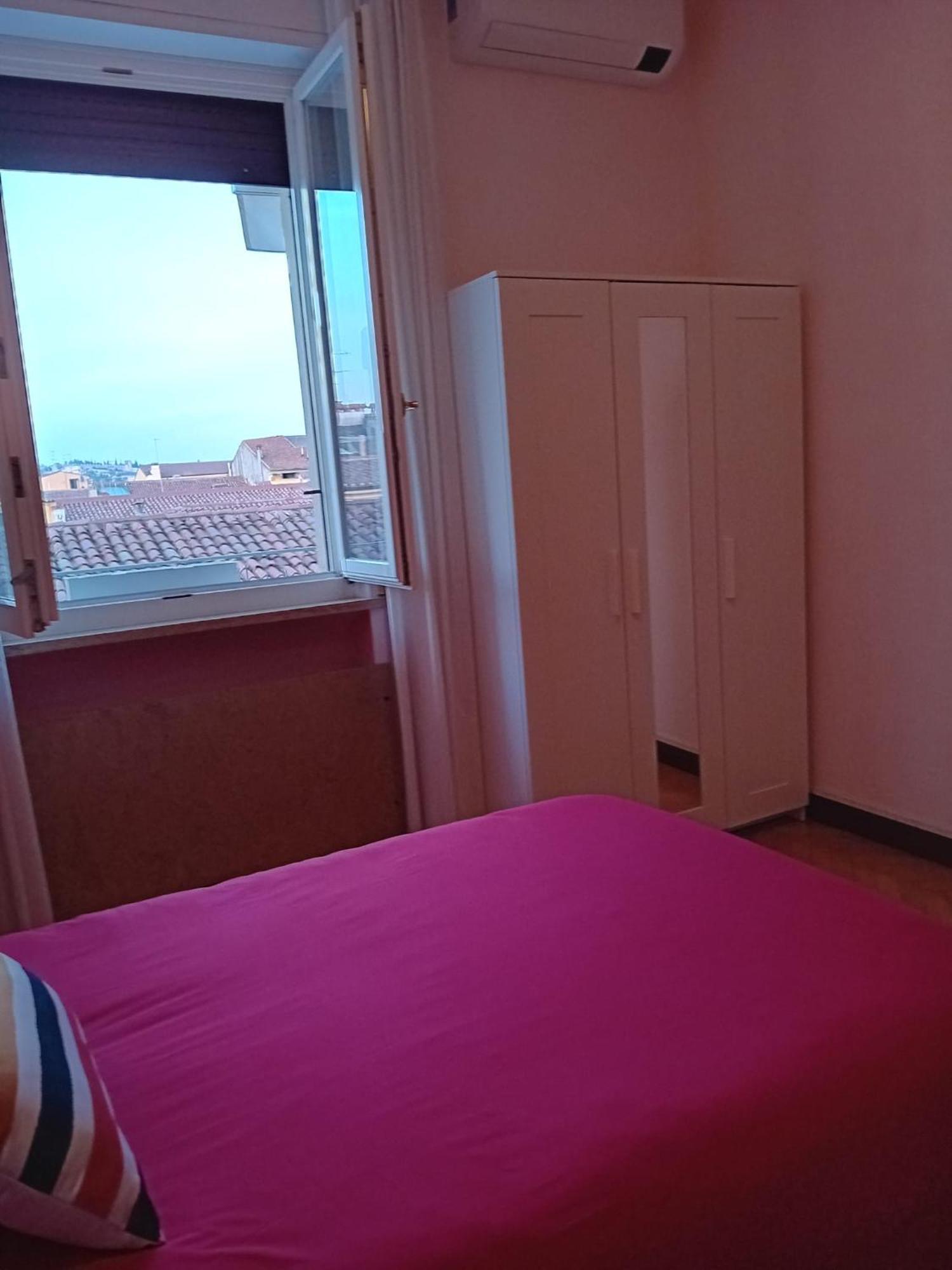 B&B Califano- 2 Leoni เวโรนา ภายนอก รูปภาพ